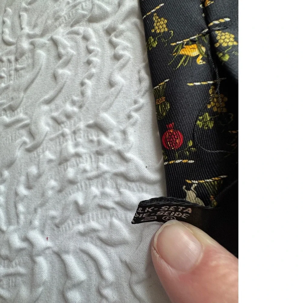 Salvatore Ferragamo Silk Tie Bunny and Duck Black‎